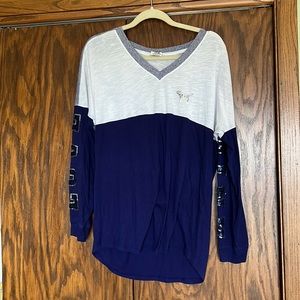 VS Pink long sleeve T-shirt size large